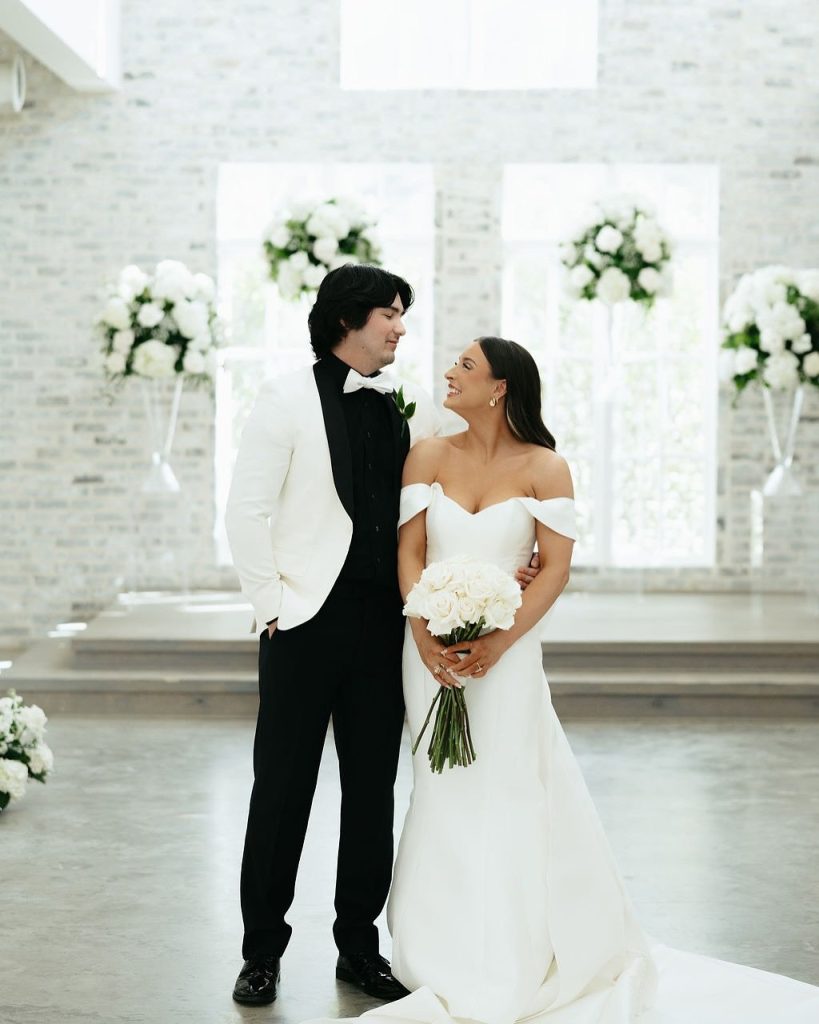 What’s more timeless than a black and white color palette? Melodi & Kyle’s celebration was classic and charming! The bride