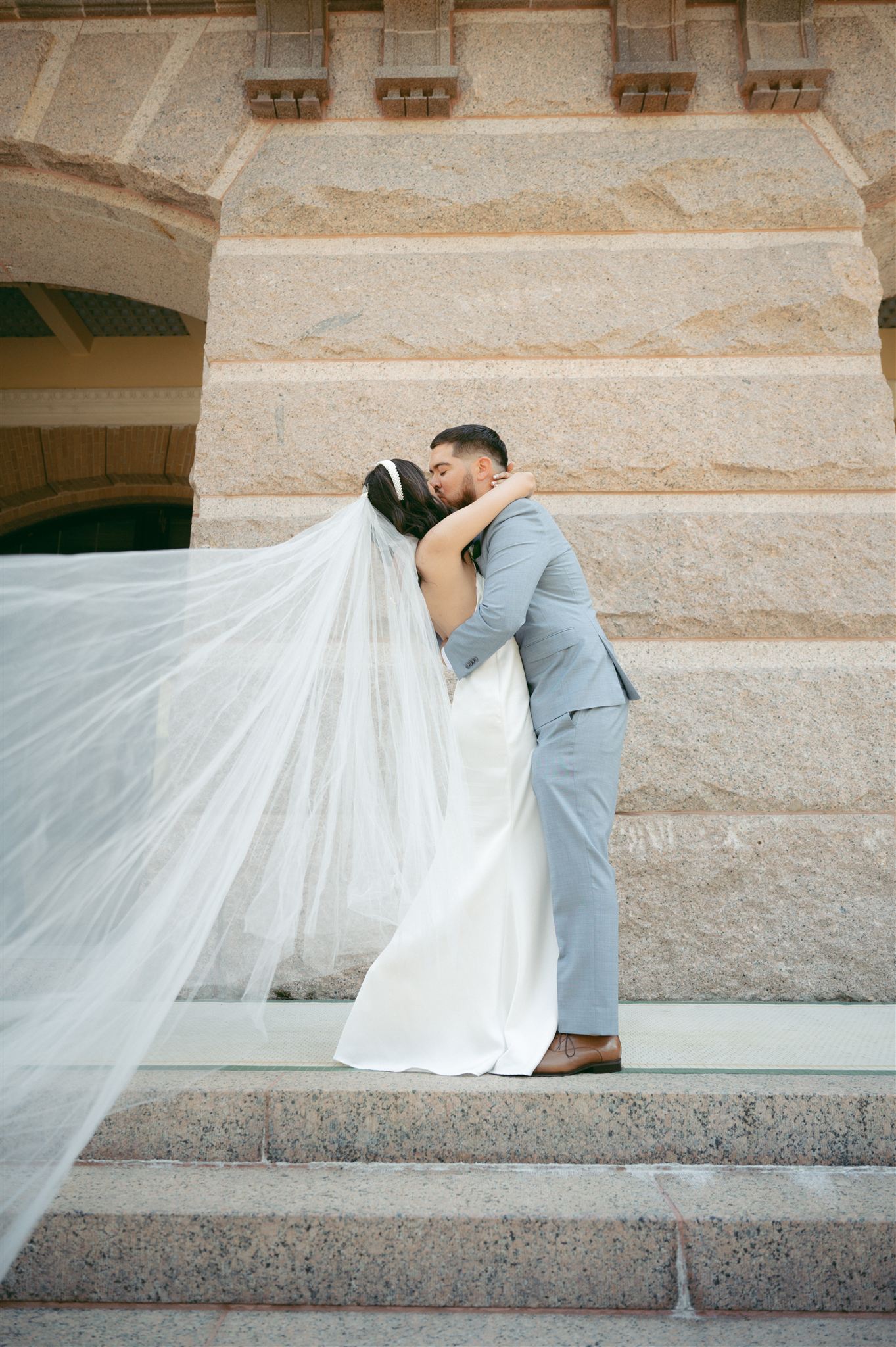 Melissa + Isaac | 1910 Courthouse – Houston, Tx